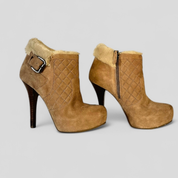 GUESS Suede Faux Fur Ankle High Heel Boot - Sz 8M - Picture 3 of 9